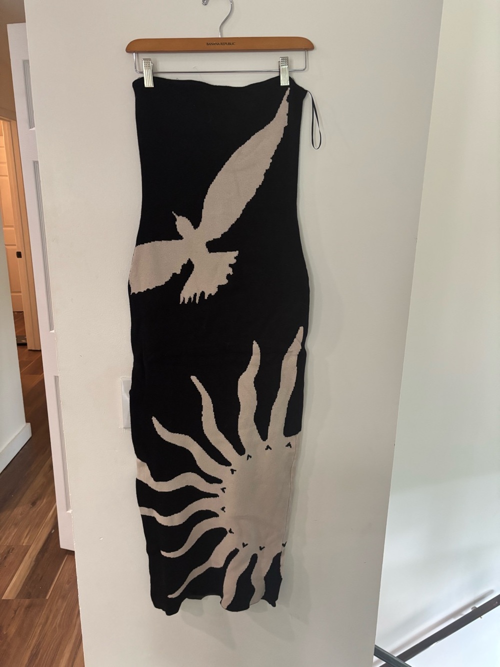 Celadine Strapless Black & White Mesa Sunburst Bodycon Dress size medium - Picture 3 of 5